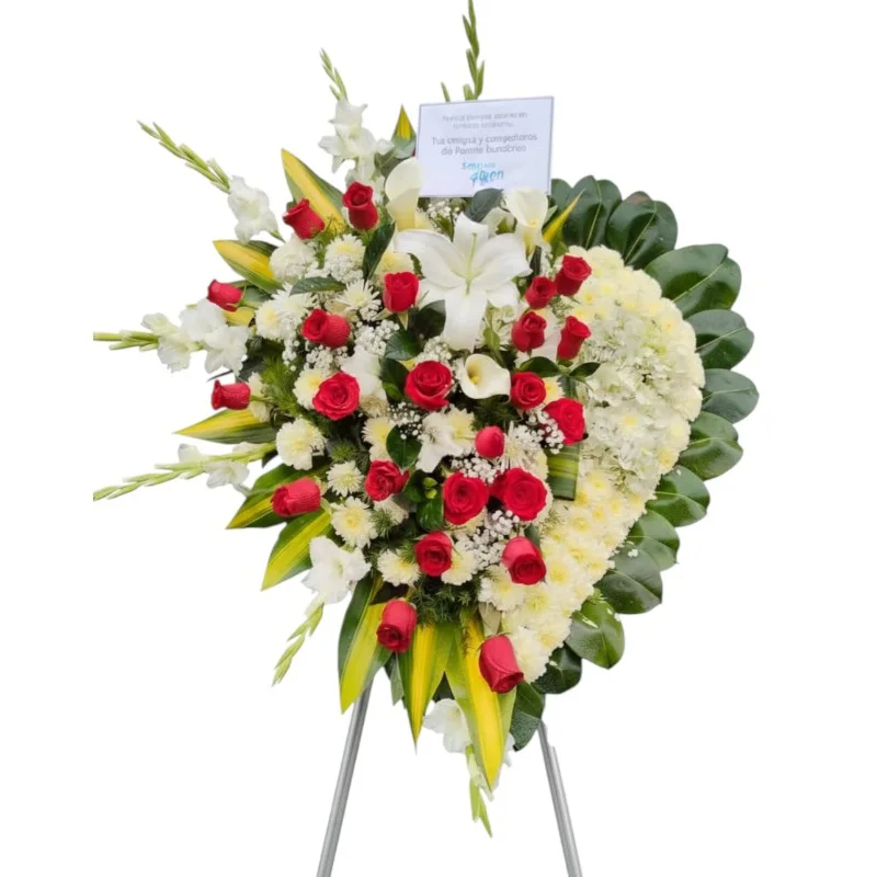 Corona corazón fúnebre de 2m de alto, elaborada con 24 rosas rojas importadas, hortensia, gladiolos, lilium blanco, pompo y follaje