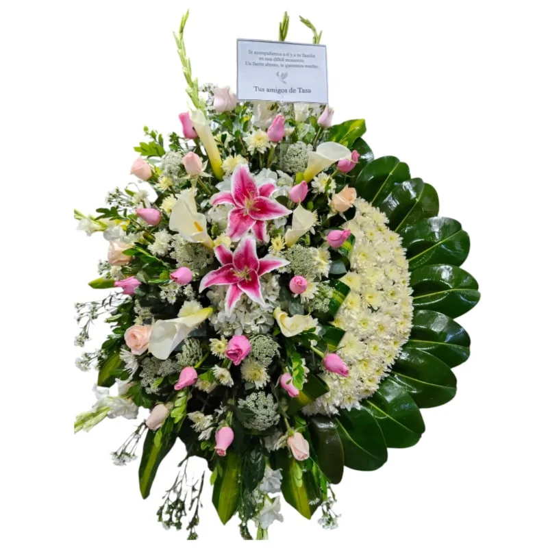 Corona fúnebre de 2m de alto, elaborada con 18 rosas rosadas importadas, hortensia, gladiolos, lilium rosado, pompo y follaje